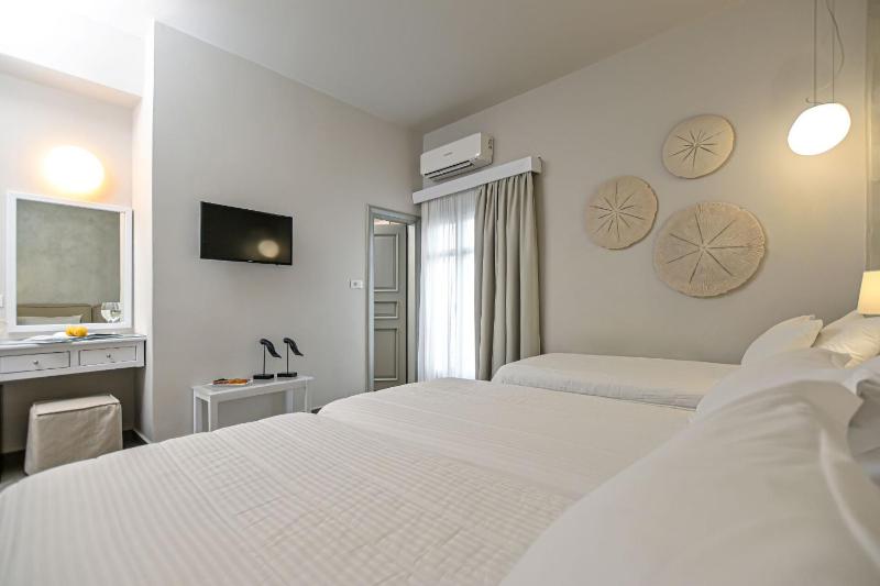 Triple Room image 2