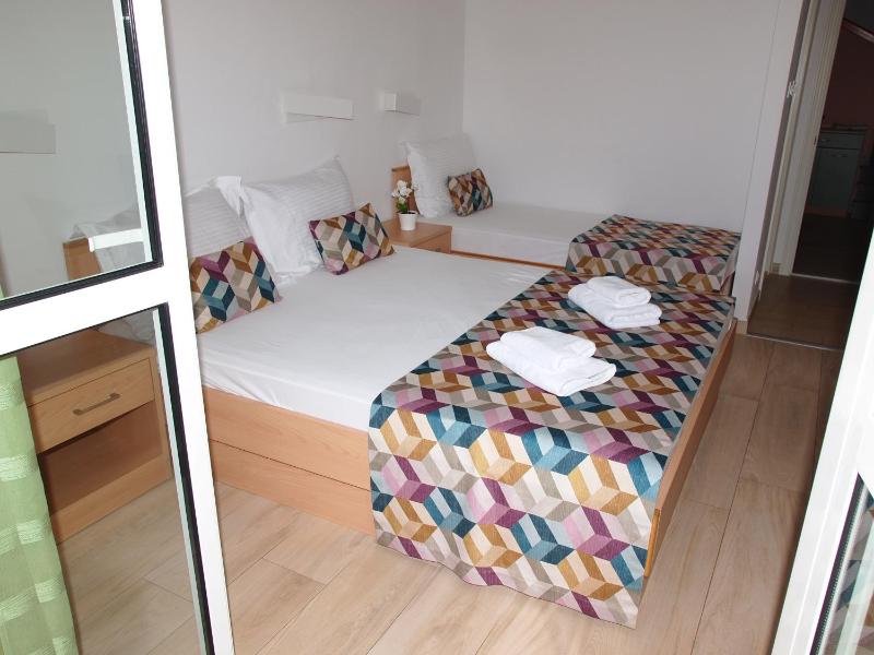 Studio with Sea View image 4