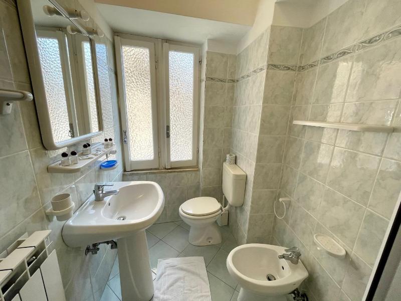 Levanto Rentals - image 19