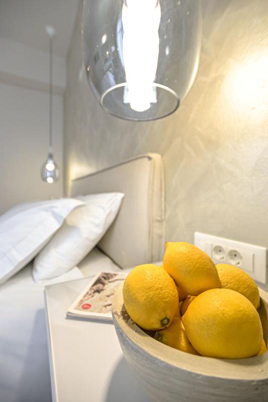Double or Twin Room with Sea View image 4