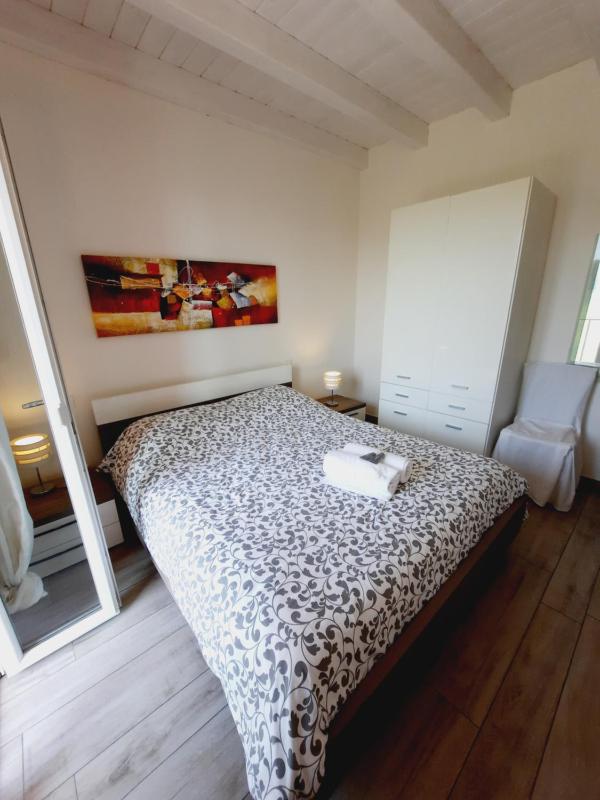 Two-Bedroom Apartment - Split Level image 1