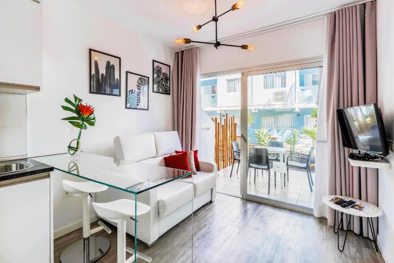 Studio Apartment image 1