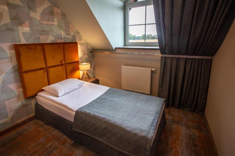 Single Room image 2