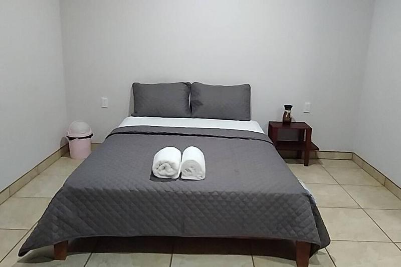 Hospedaje Rio Celeste Katira Habitación privada - image 8