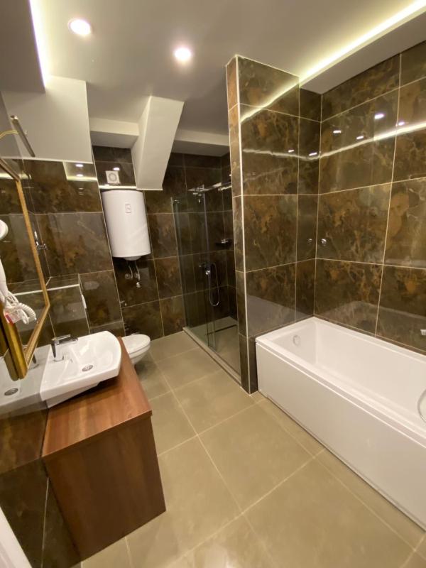 Junior Suite image 2