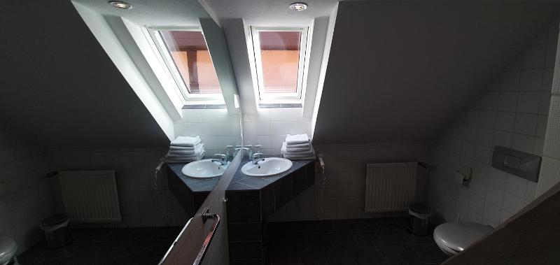 Suite image 2