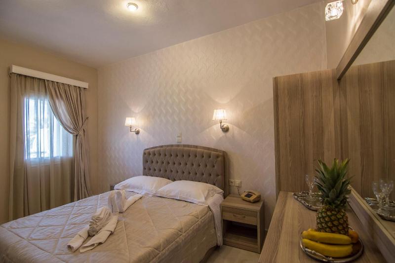 Standard Double or Twin Room image 2