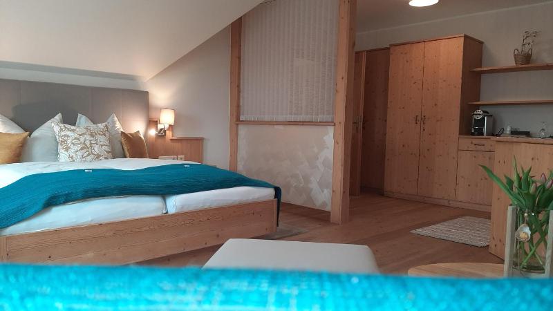 Double Room with Garden View image 4