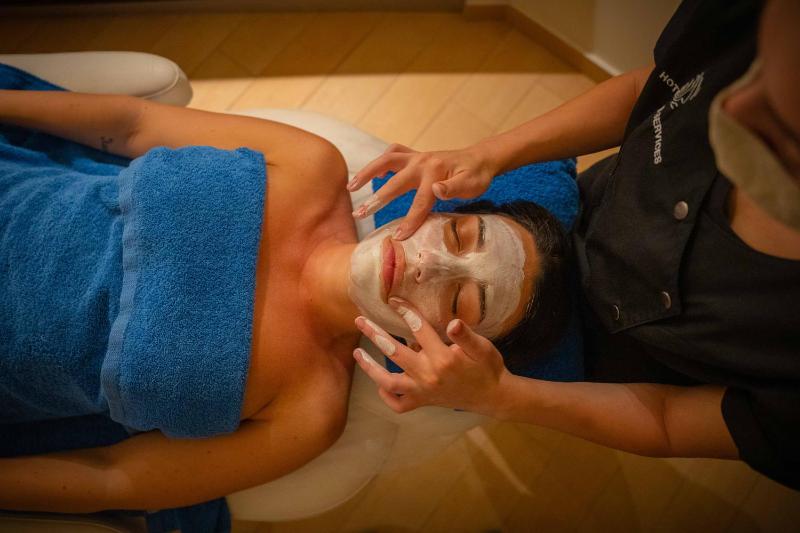 Grand Hotel Holiday Resort - image 37