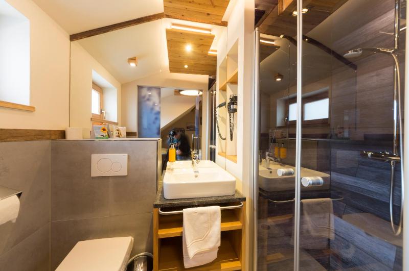 Double Room - 3 image 1