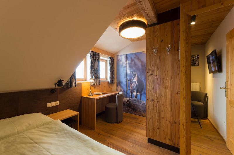 Double Room - 3 image 2