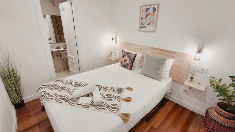 Standard Single Room image 1