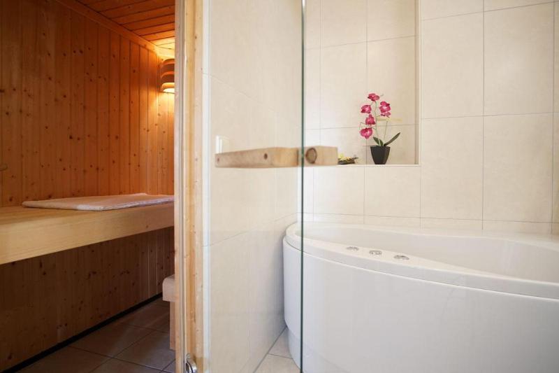 Haus-Ostseeapartments-am-Fehmarnsund-Wohnung-26-Wellenrauschen - image 4