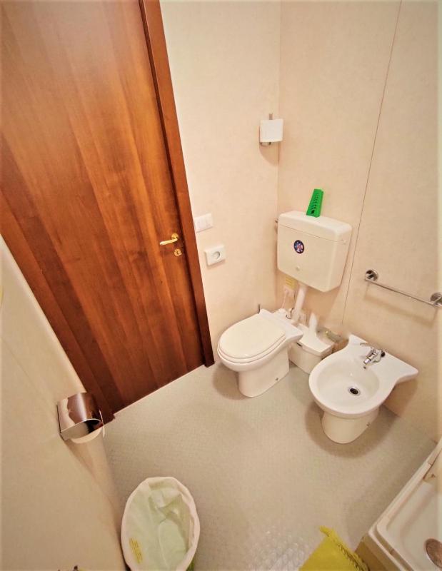 Double or Twin Room with Private Bathroom image 2