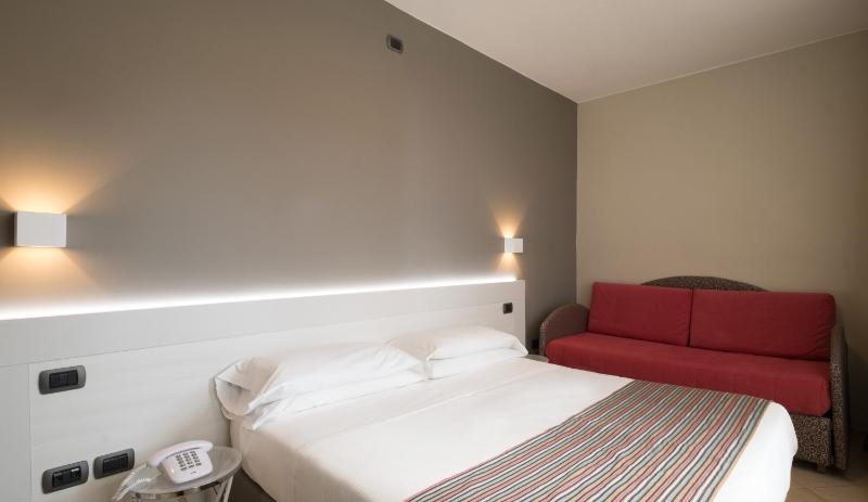 Triple Room image 4