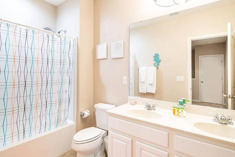 4779 Solterra - image 13