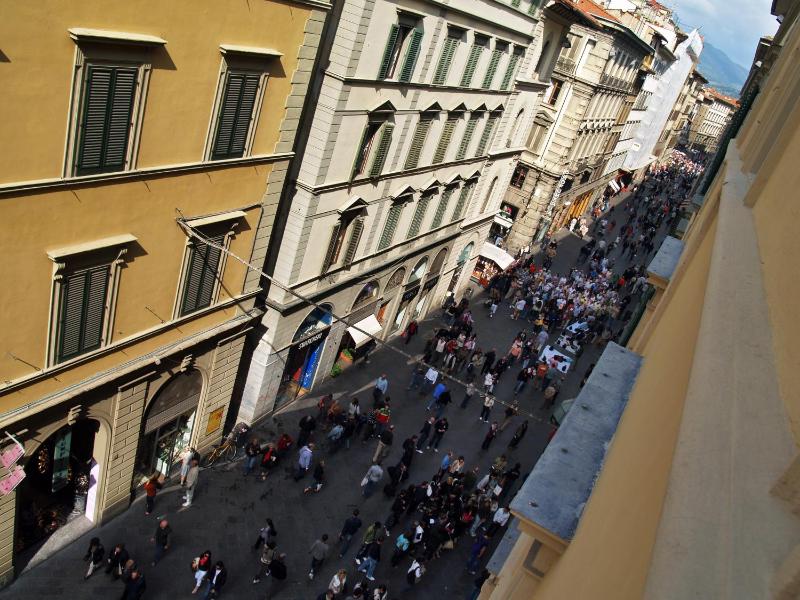 Double or Twin Room image 2