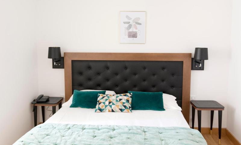 Classic Room image 3