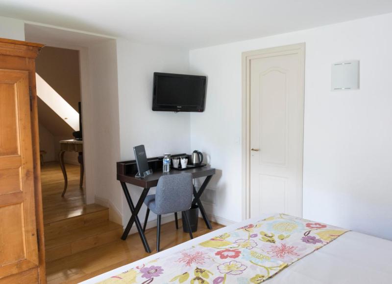 Privilege Room image 2