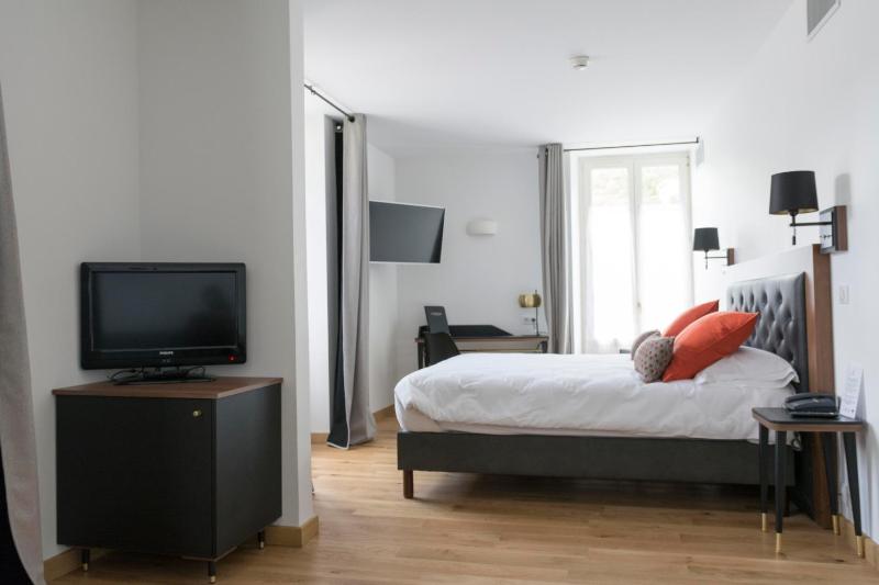 Privilege Room with Valley view image 4