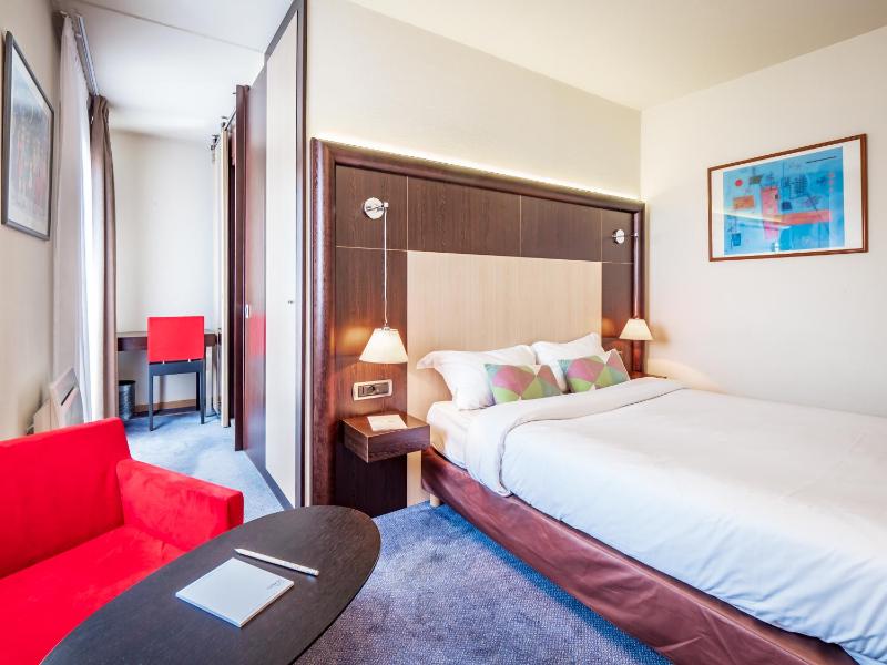 Superior Double Room image 4