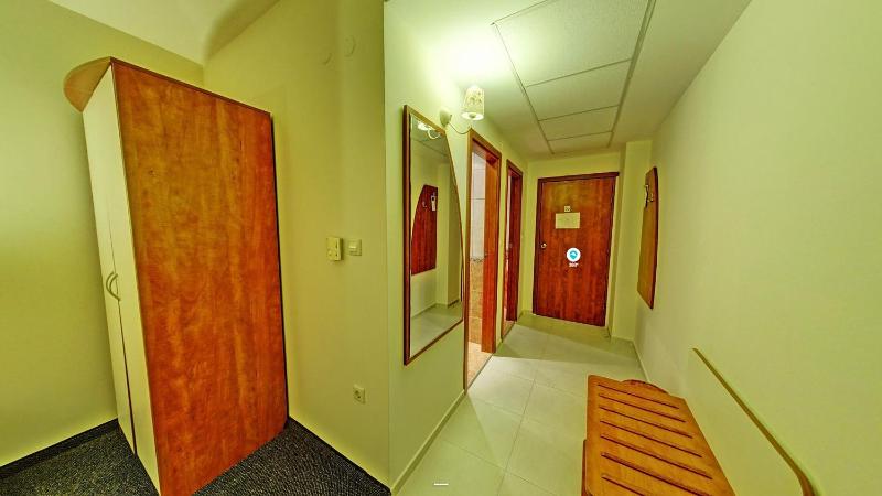 One-Bedroom Suite image 2