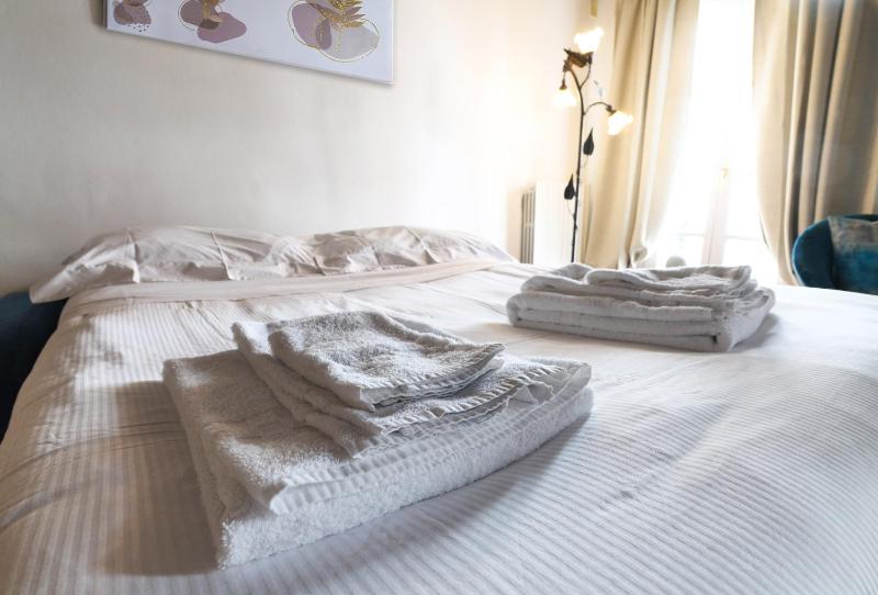 Deluxe Apartment image 3