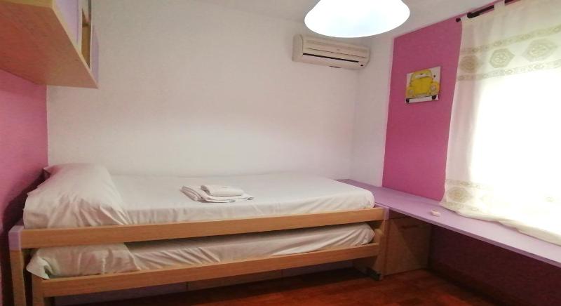 Two-Bedroom Apartment - Annex image 4