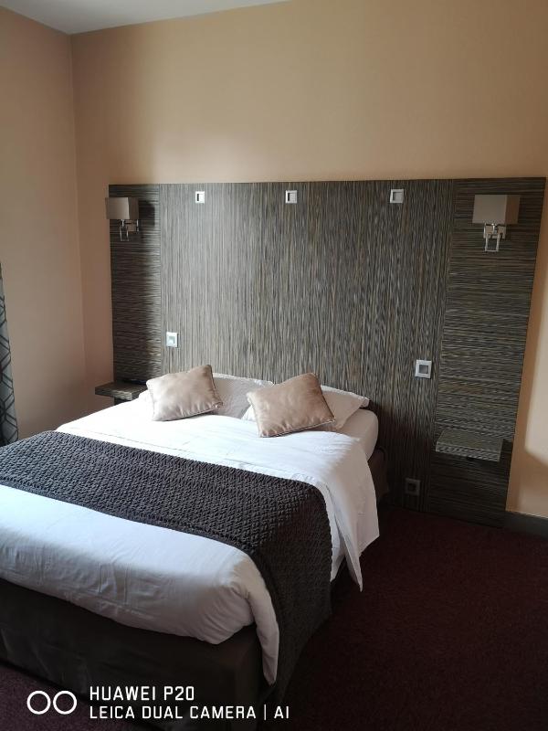 Standard Double Room image 1