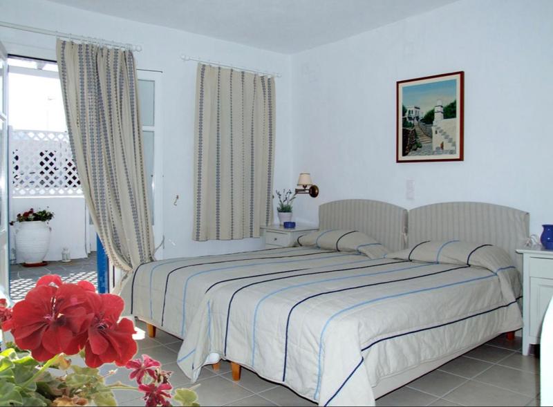 Double or Twin Room with Mountain View image 2