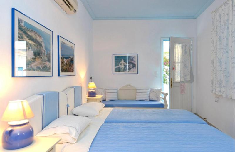 Double or Twin Room with Mountain View image 3