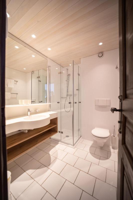 Standard Double Room image 4