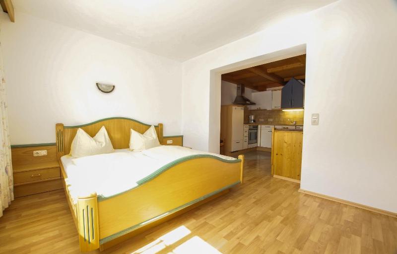 Apartment with Mountain View image 3