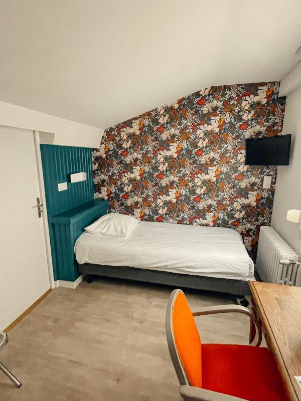 Garden Hotel Rennes Centre Gare - image 44