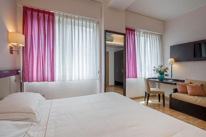 Triple Room image 2