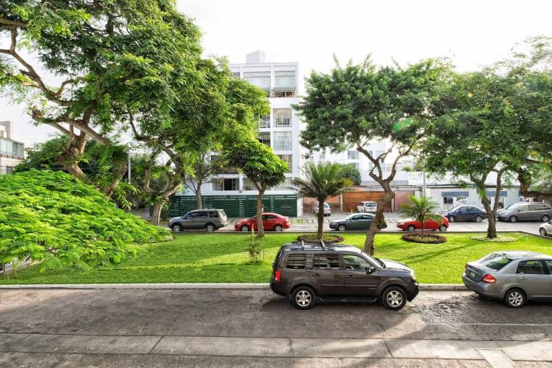 Kotosh Residence - Top Location Park View & Piano - image 13