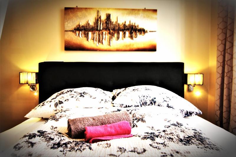Studio Apartment image 2