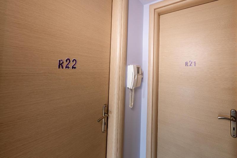 Standard Double Room image 2