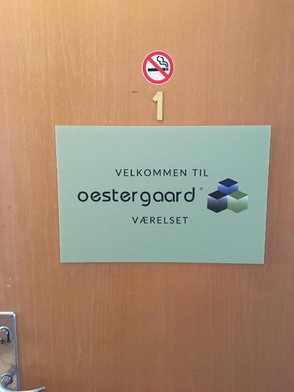 Twin Room with Private Bathroom image 1