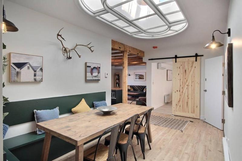 North House - Spectacular 3 Bedroom Old Quebec Penthouse - image 15
