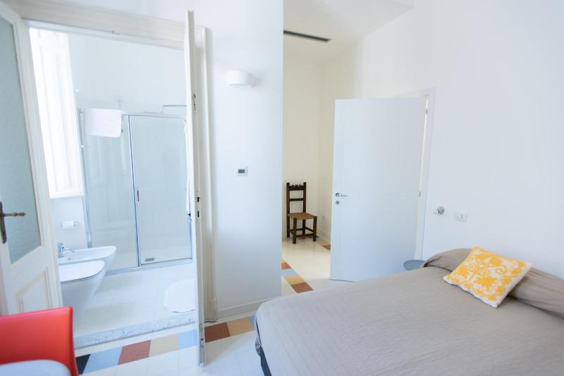 Double or Twin Room image 4