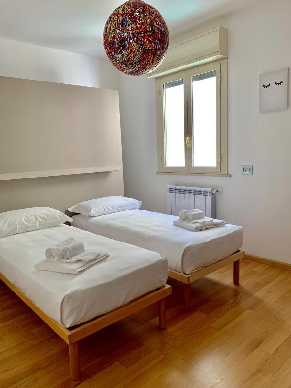 Apartment image 3