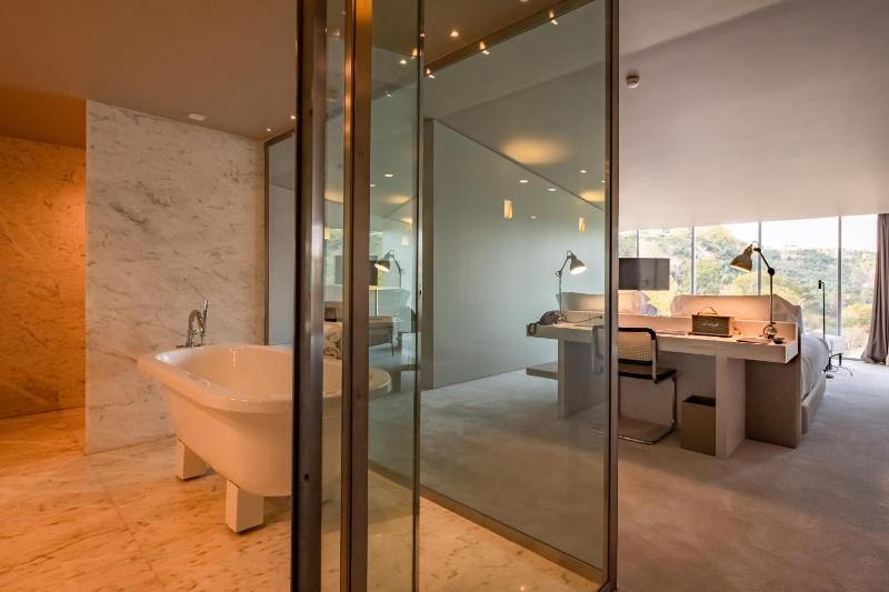 Suite with River View image 2