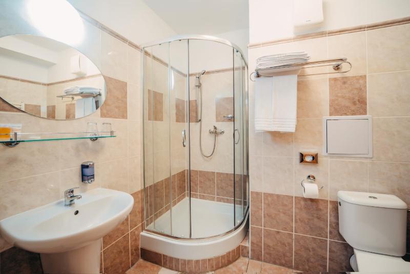 Standard Single Room with Wellness Access image 3