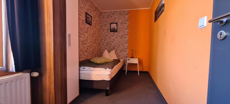 Single Room with Private Bathroom image 3
