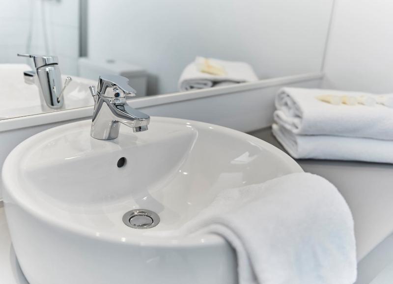 Standard Double Room image 1