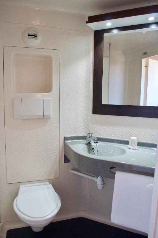 Triple Room image 2