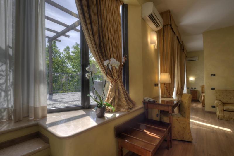 Junior Suite image 3