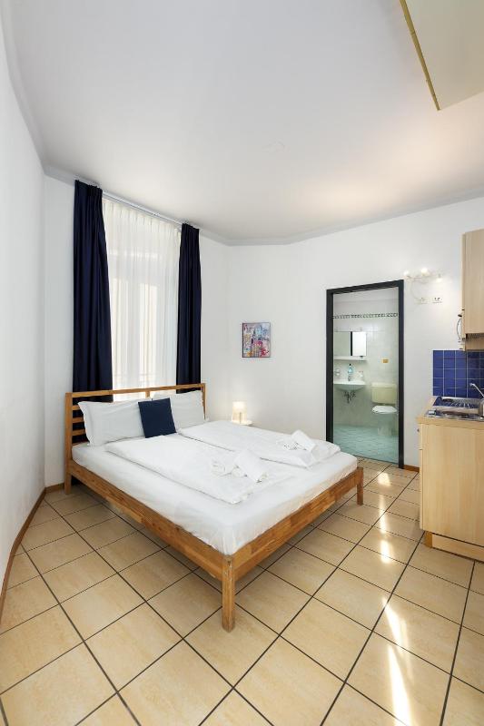 GuestHouse Lugano Studio Apartments by LR - image 47