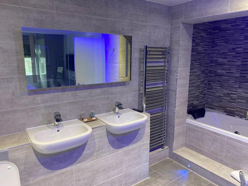 Suite image 3